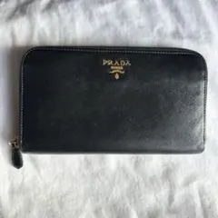 PRADA 長財布　サフィアーノ　ラウンドジップ