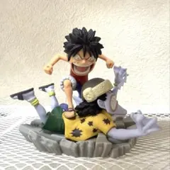ONE PIECE ルフィ&ロー同盟リバーシブルウォッチ - メルカリ