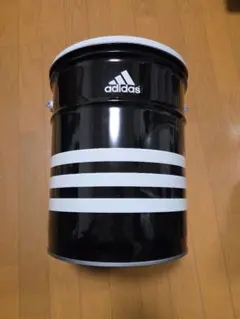 希少 adidas スツール缶 椅子 アディダス缶 ペール缶 物入れ