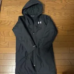 アンダーアーマー　ブラック ベンチコート YMD/JM/M 140