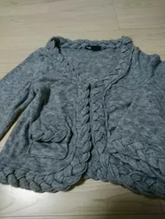 カーディガン ボレロ アズノウアズ ニット グレー 三つ編み レディース