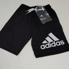 新品　adidas　男の子　半ズボン　130cm