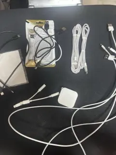 Lightningケーブル 1m 白と黒 複数セット