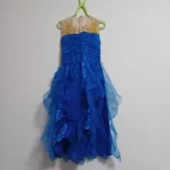 青色フリルフォーマルドレス