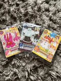 セブンイレブン アイカツ カード