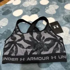 UNDER ARMOUR W's Training Mサイズ ブラトップ
