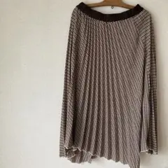 ⚫︎M 夏用　ブラウン チェック柄 プリーツ ロングスカートウエスト総ゴム