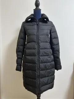 MONCLER ブラックダウンコート