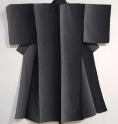 【三花】洗える着物　単衣　黒　モダン　リサイクル　リユース