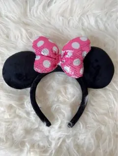 ミニーマウス カチューシャ　ピンク　スパンコール