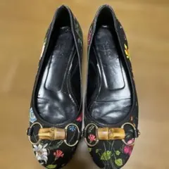 グッチ　バンブーフラットシューズ 黒地花柄　7Ｃ24.0〜24.5cm