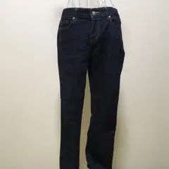 ユニクロ　ダークブルースリムフィットデニムパンツ　美品