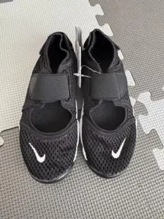 NIKE サンダル エアリフト　19cm