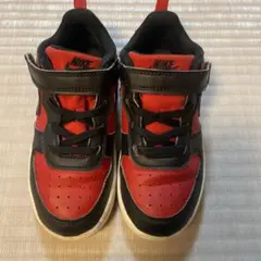 Nike 赤黒 スニーカー ベルクロ