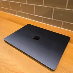 【美品】MacBook Air M2 バッテリー100%のサムネイル
