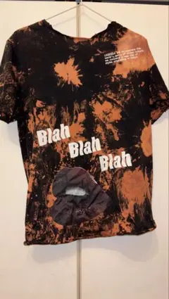 LEGENDA ブリーチ加工 Tシャツ 唇プリントのサムネイル