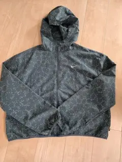 Nike ウィンドブレーカーXL