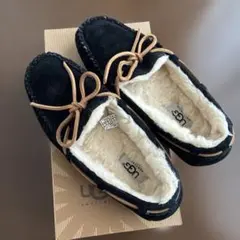 UGG Dakota モカシン ブラック 6
