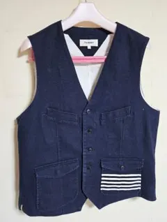 Item thumbnail for item a28b06dc-bf1e-4499-a716-19fbd7e0f664