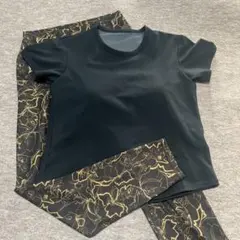 SUKALA ブラック ヨガウェアセット 花柄レギンス　Ｌサイズ