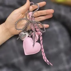 ハート　ピンク　シルバー　キーホルダー　じゃらじゃら　ストラップ　マスコット