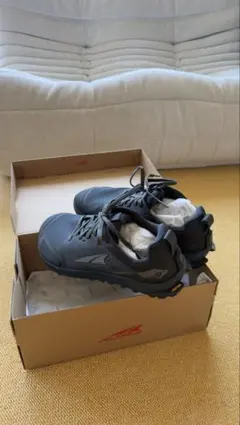 Item thumbnail for item ee9bdf68-52db-4cef-8403-7012044d2691