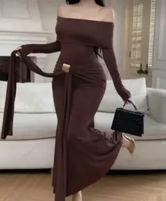 ブラウン オフショルダー ロングワンピース