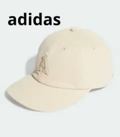 adidas ベージュ 刺繍ロゴ キャップ