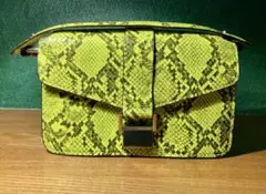 ZARA パイソン柄 ショルダーバッグ ネオンイエロー レディース