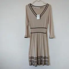 新品未使用品　ナチュラルビューティーベーシック　ニット素材 長袖 ワンピース