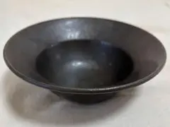 戸塚佳奈　tozuka kana 黒　鉢　ボウル中　作家