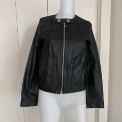 UNIQLO ブラックレザーショートジャケット