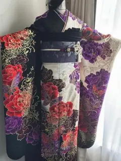華やかな花柄振袖セット