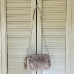 Item thumbnail for item 02e48b45-2af5-4a7c-8e1e-483e0e6b3026