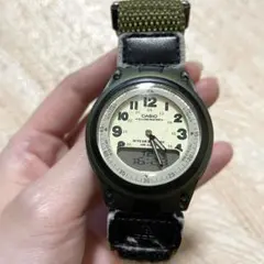 【中古】CASIO ILLUMINATOR デジタル腕時計