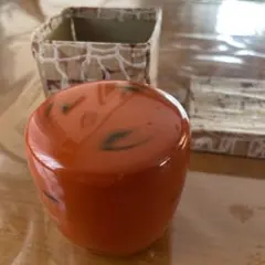 オレンジ色 陶器製 丸型棗 収納ボックス付き