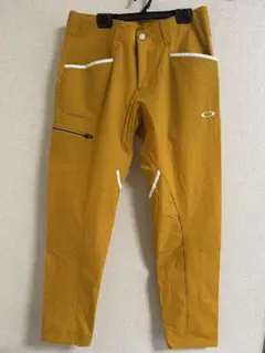 OAKLEY パフォーマンスフィットパンツ イエロー