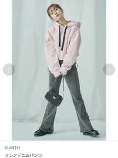 フレアデニムパンツ グレー　N With. エヌウィズ