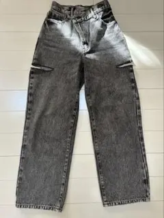 Item thumbnail for item dacbc131-5cf8-49b8-8b0d-99f0d166cf1d