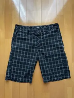 Hurley ブラック チェック柄 ショートパンツのサムネイル