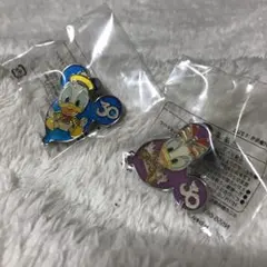 ディズニー★30周年記念ピンバッジ★ドナルド&デイジー
