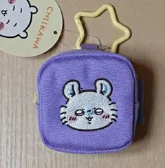 ちいかわ カラビナつき刺繍スクエアミニポーチ モモンガ