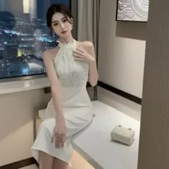 セール　M 花柄 ホルターネック 白 ホワイト ドレス キャバ パーティー 上品