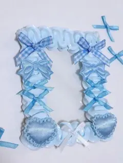 【ハンドメイド】トレカケースデコ ホイップデコ 水色 青 リボン