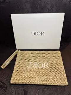 新品　Dior ベージュ ポーチ ハンドル付き　2025ノベルティ