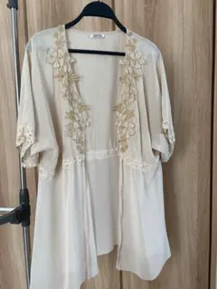 シズカコムロ4298 ✨半袖チュニック　シースルー 花のモチーフ　シルク　40のサムネイル