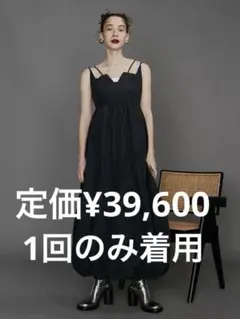 THE URBAN BLANCHE WEDDING DRESS - メルカリ