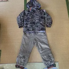 子ども用スキーウェア 上120cm 下130cm