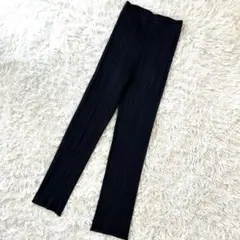 2026年最新】PLEATS PLEASE カジュアルパンツの人気アイテム - メルカリ