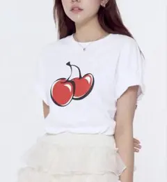 お値下♪ 韓国・KIRSH(キルシー) Big Cherry Tシャツ(1)のサムネイル